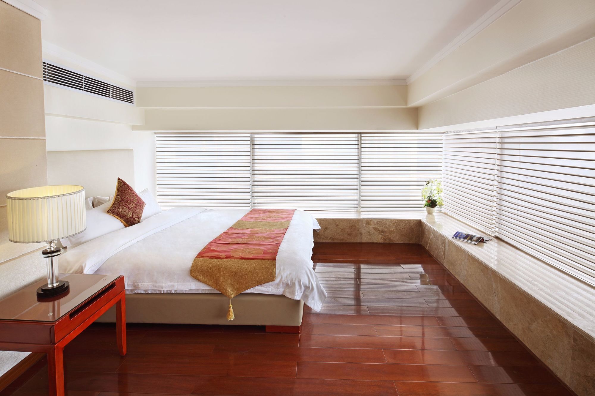 Фото South North International Apartment Kam Rueng Plaz