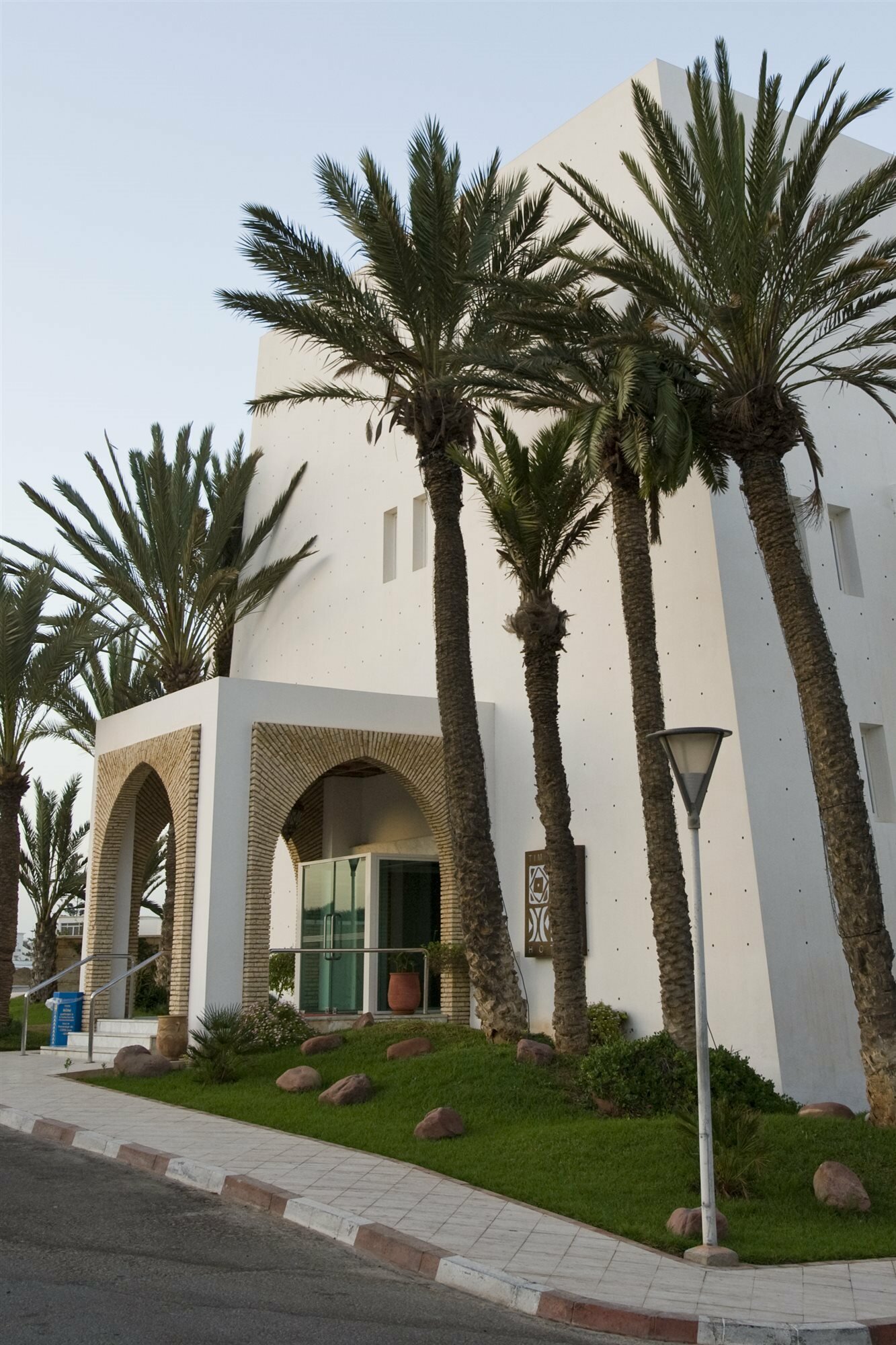 Фото отеля 2