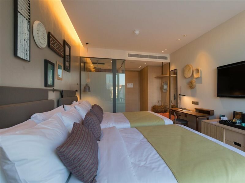 Фото Hotel Indigo Larnaca by IHG