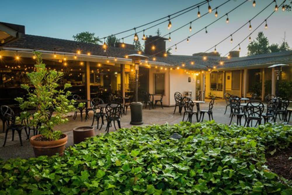 Фото Los Gatos Lodge