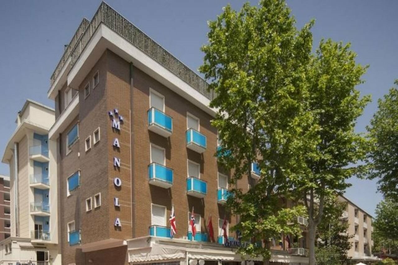 Фото отеля 1