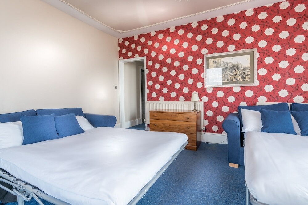 Фото Queens Hotel