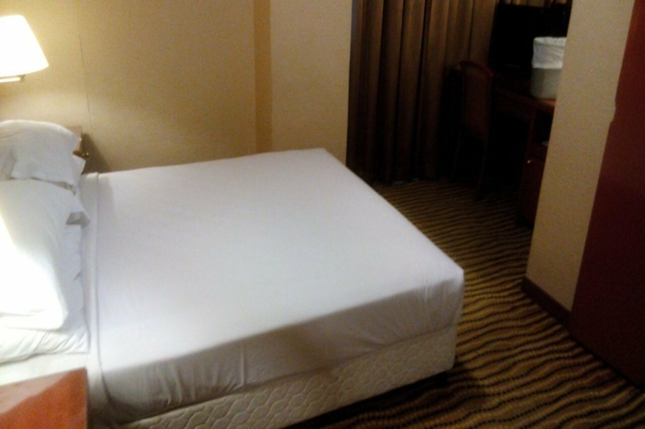 Фото Oxford Hotel