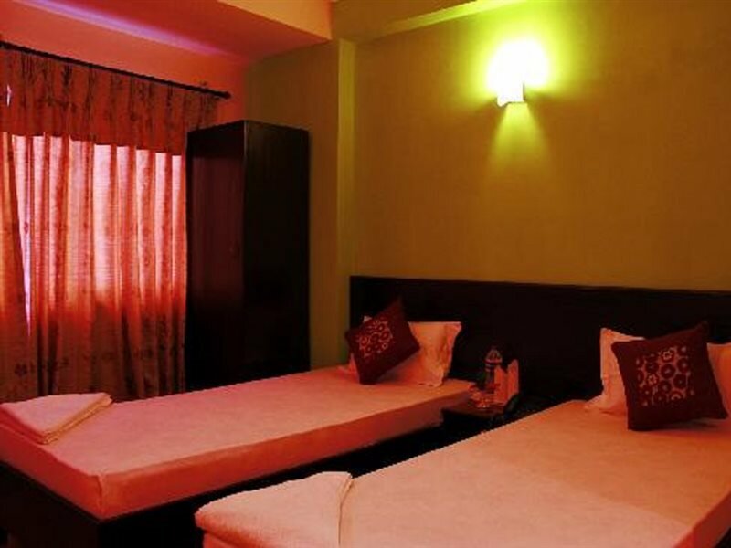 Фото Cascade Hotel