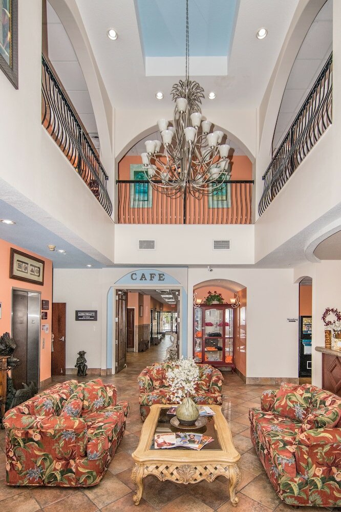 Фото Tahitian Inn