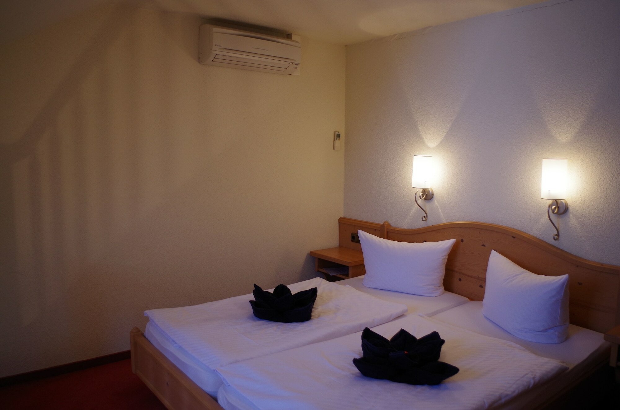 Фото Hotel Alttolkewitzer Hof Dresden