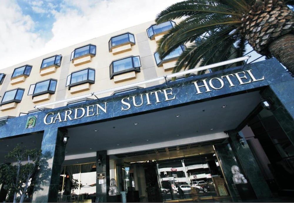 Фото Garden Suite Hotel