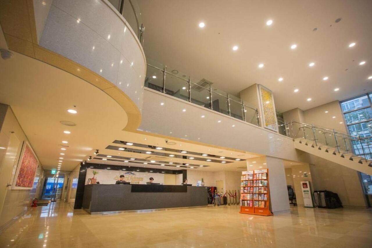 Фото Gloucester Hotel and Resorts