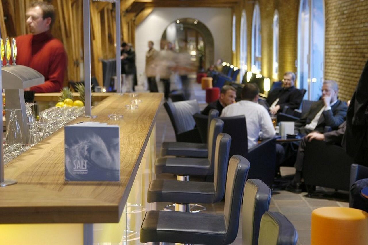 Фото Admiral Hotel