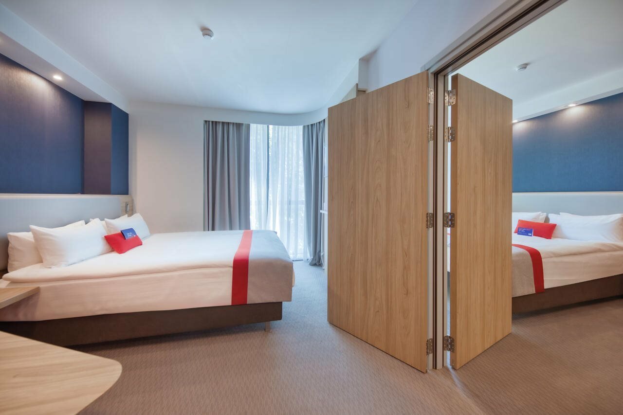 Фото Holiday Inn Express Yerevan