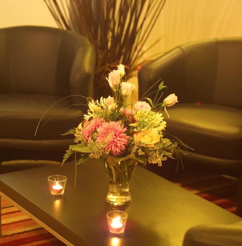 Фото Hotel Mercedes Hamburg