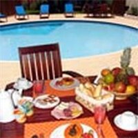 Фото Farol de Itapuã Praia Hotel