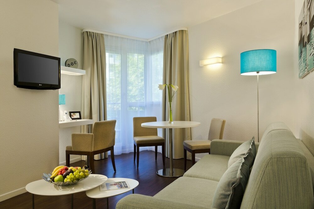 Фото Citadines Castellane Marseille