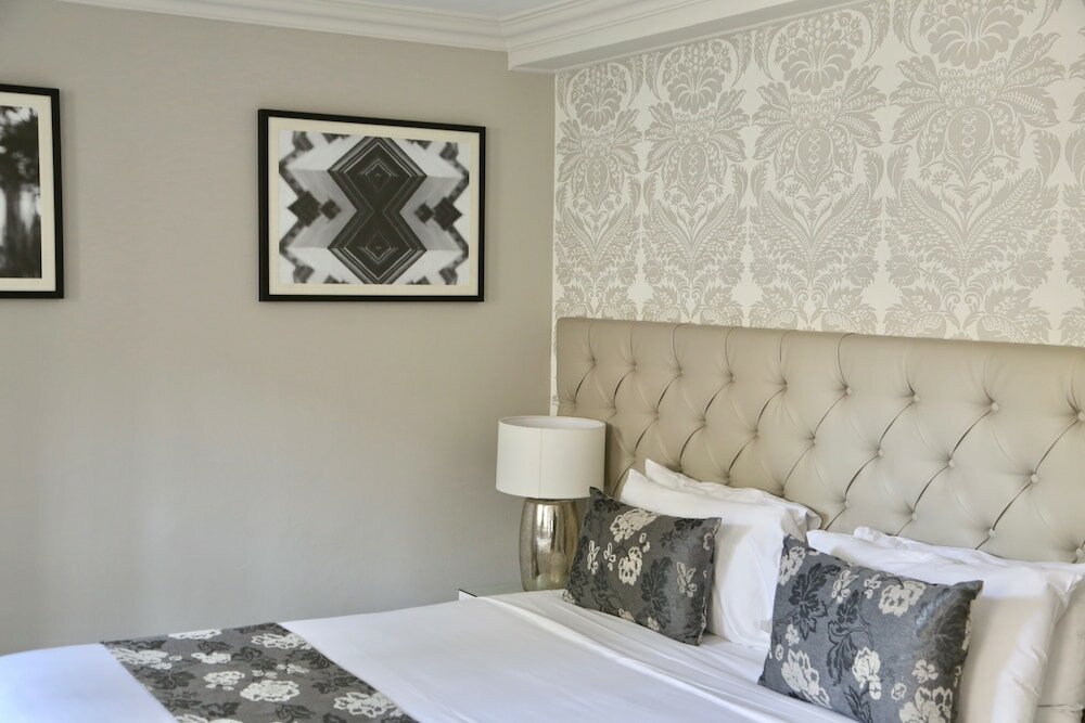 Фото The Lurline Randwick