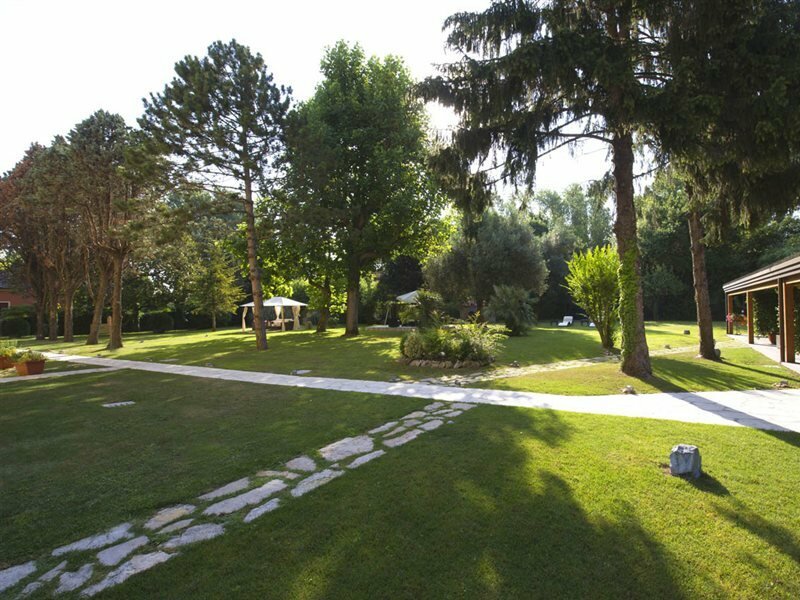 Фото Viktoria Palace Hotel