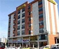 Hotel Serena Palace Hotel, Douala, photo