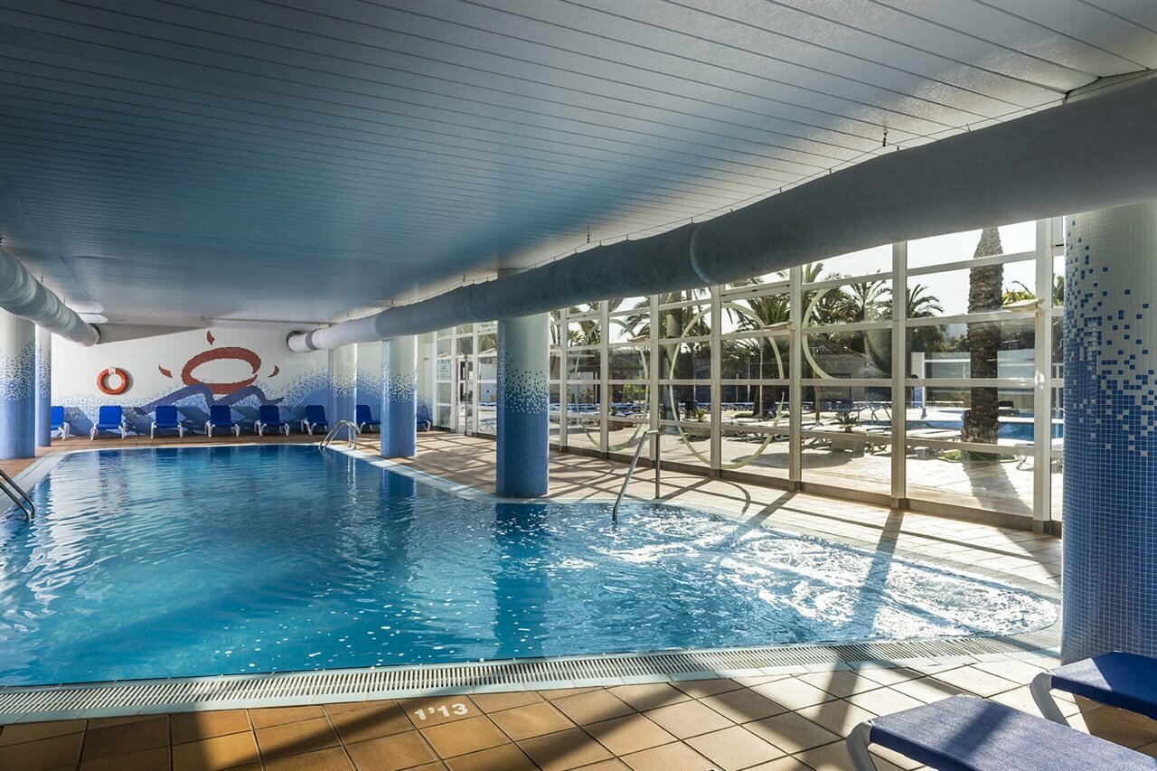 Фото Aparthotel Costa Encantada