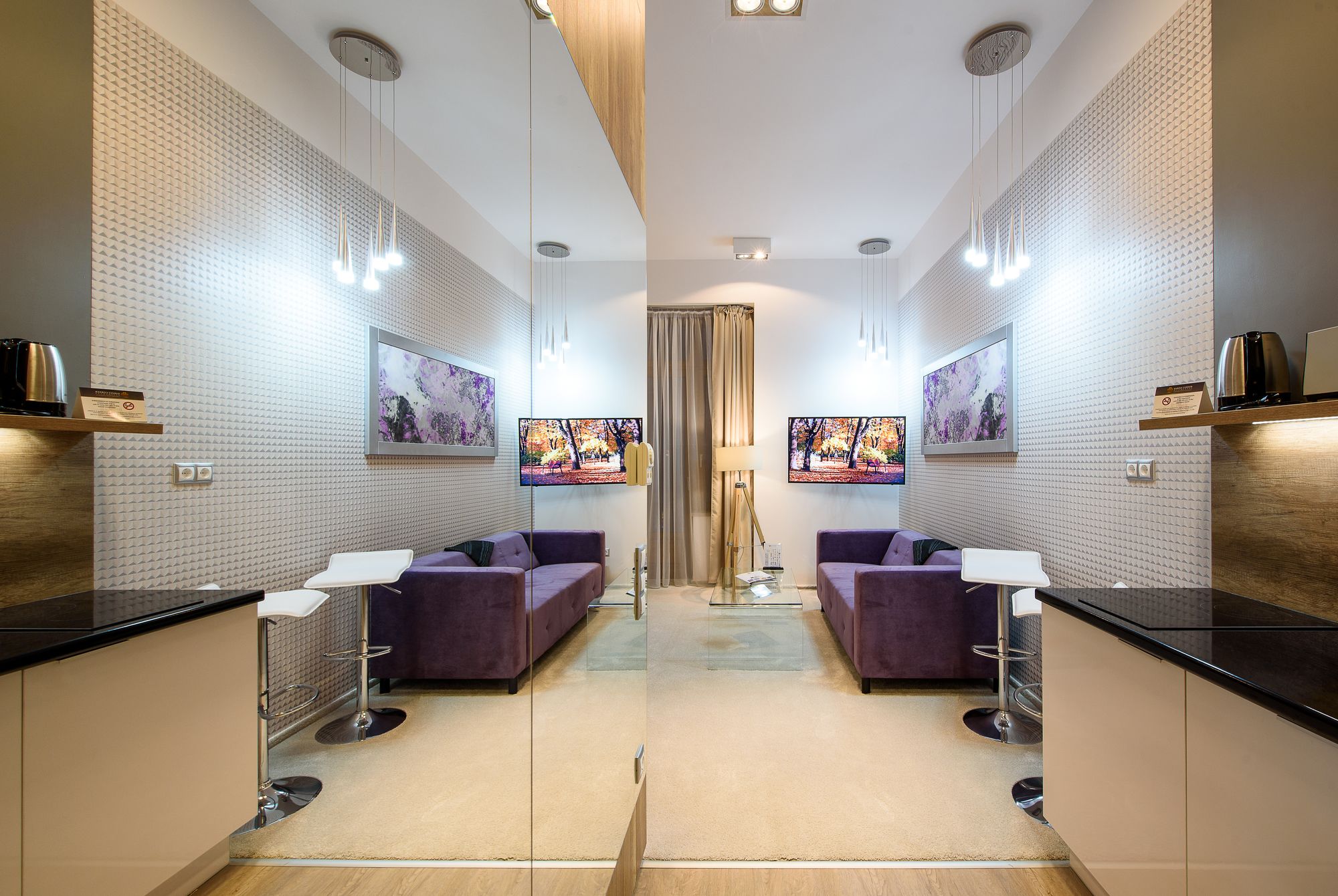 Фото Karoly Corner Residences