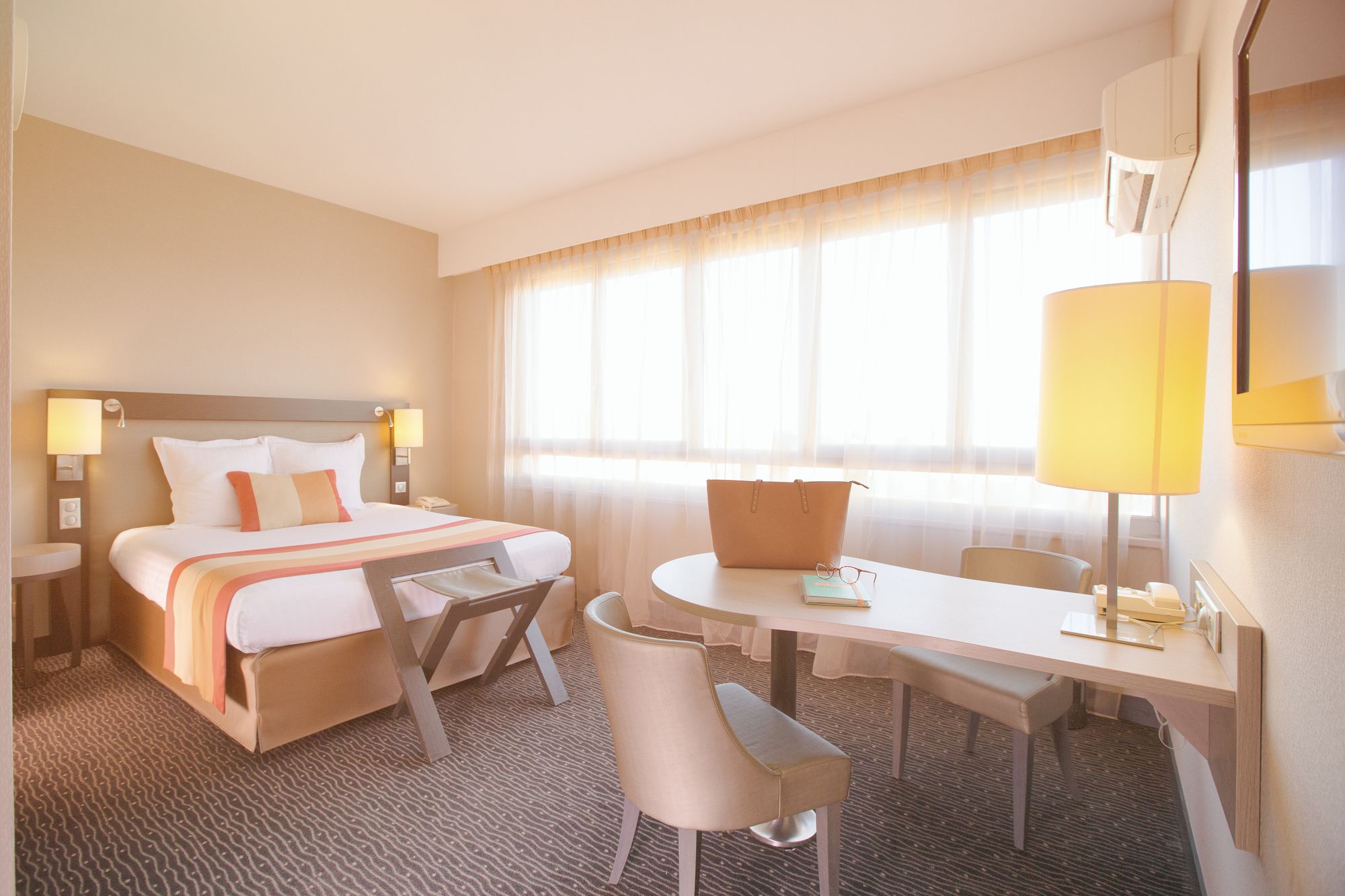 Фото Mercure Limoges Royal Limousin