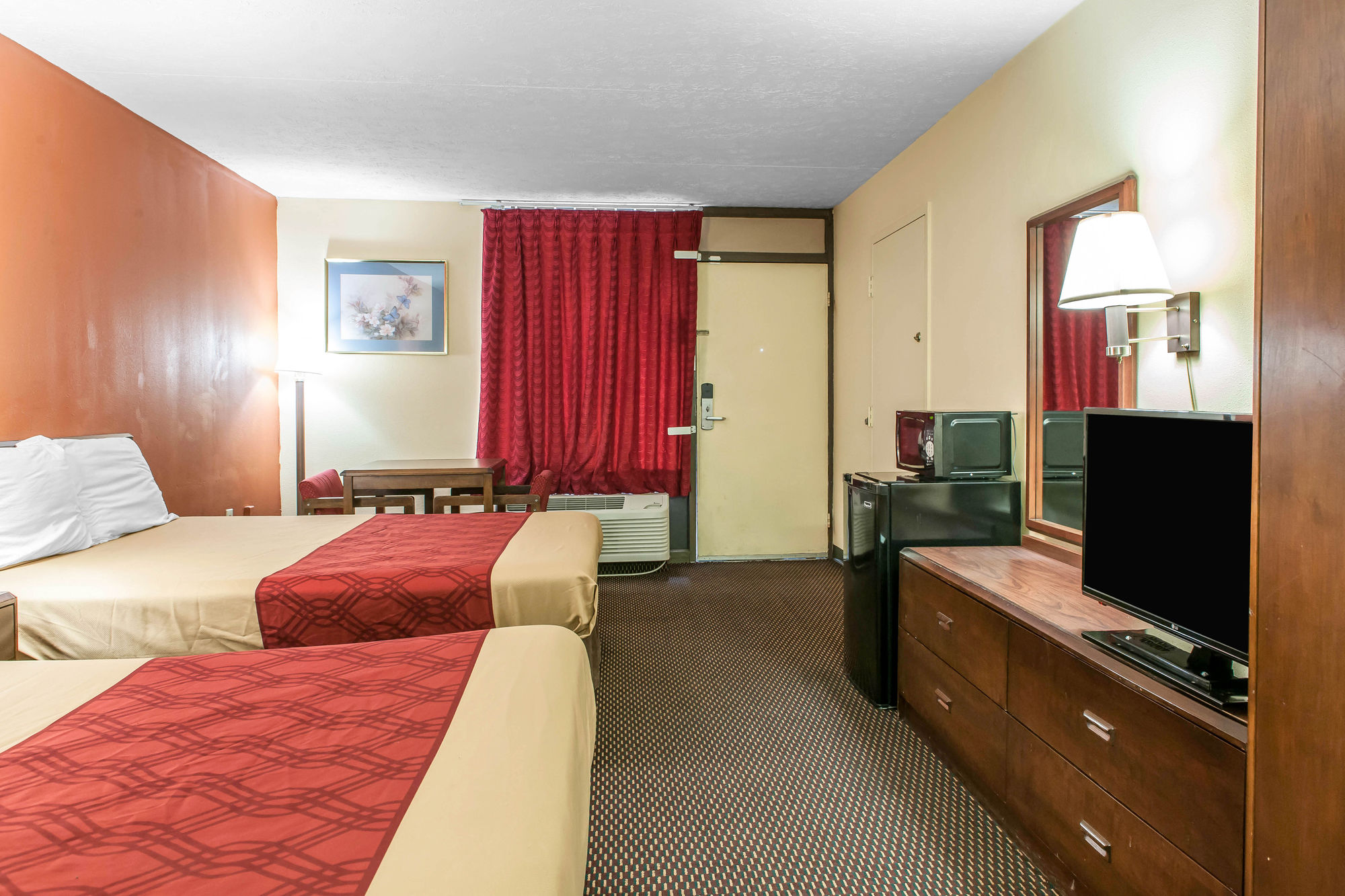 Фото Econo Lodge Seymour