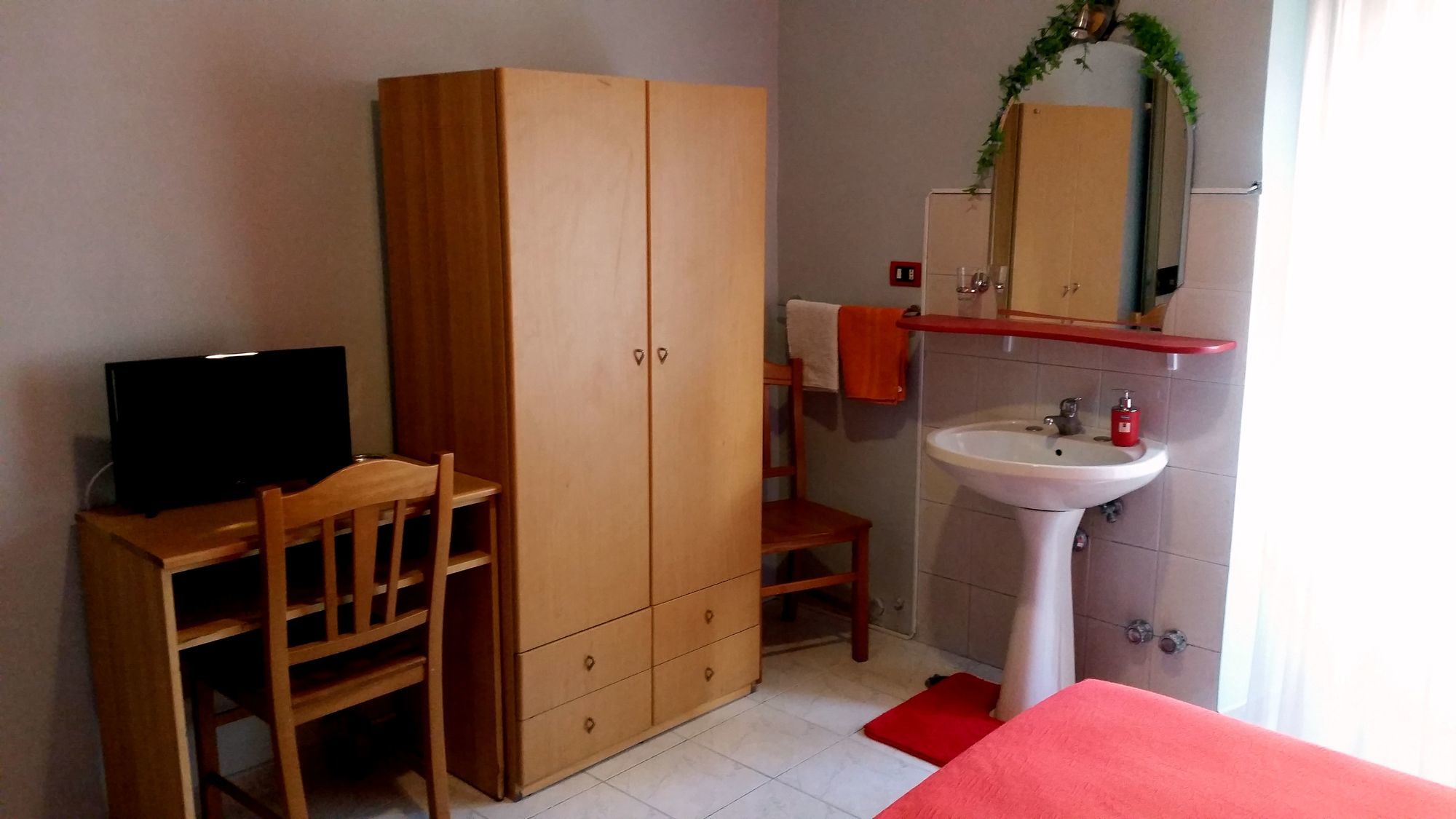 Фото Hotel Ginerva a Napoli