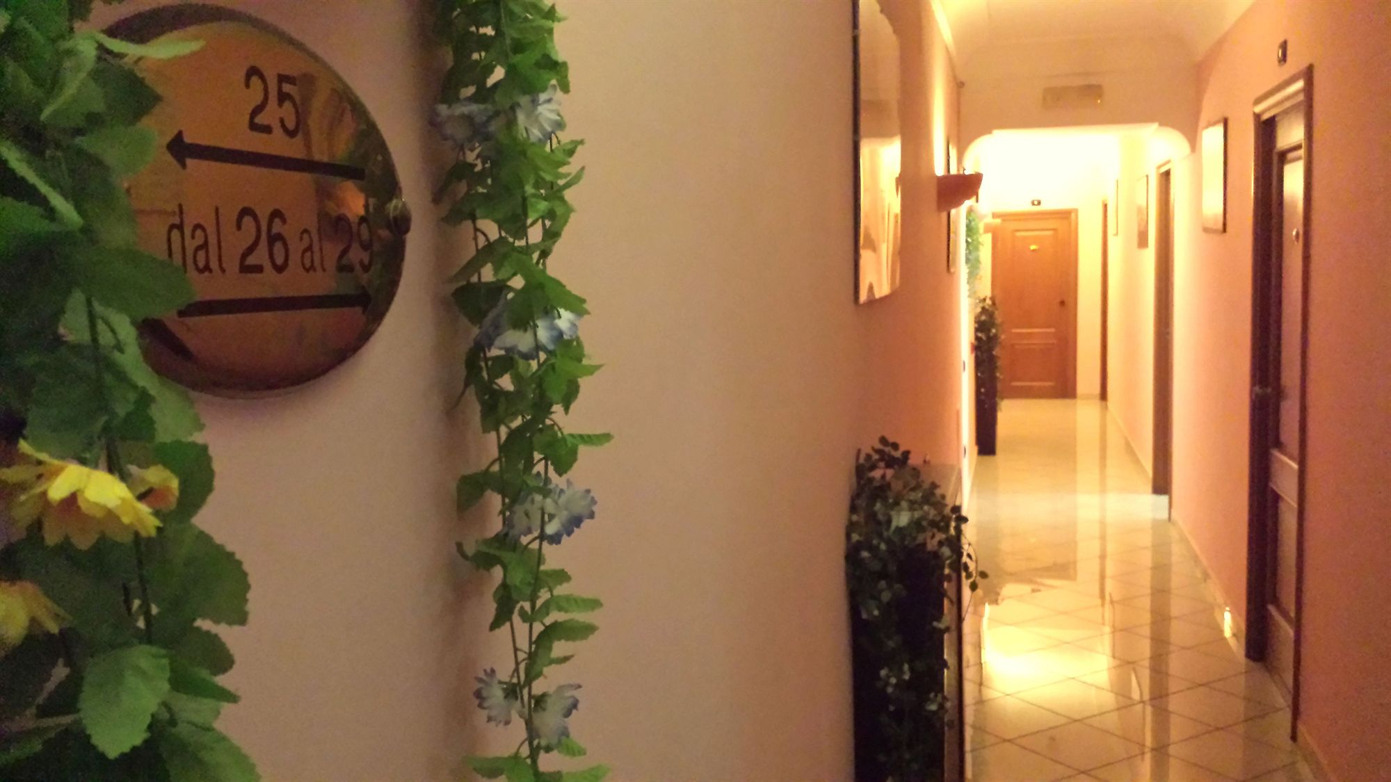 Фото Hotel Ginerva a Napoli