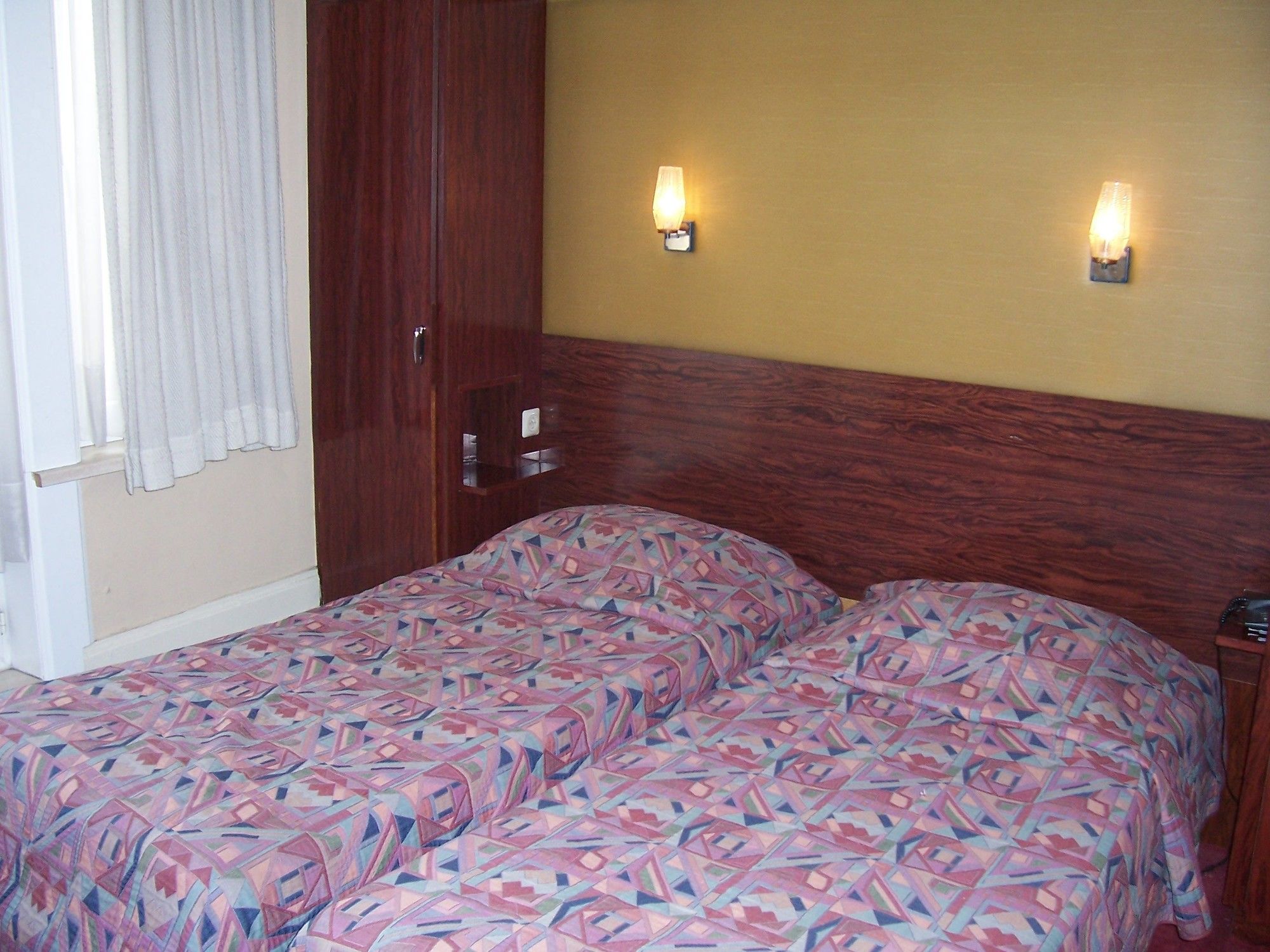 Фото Manhattan Hotel Brussels