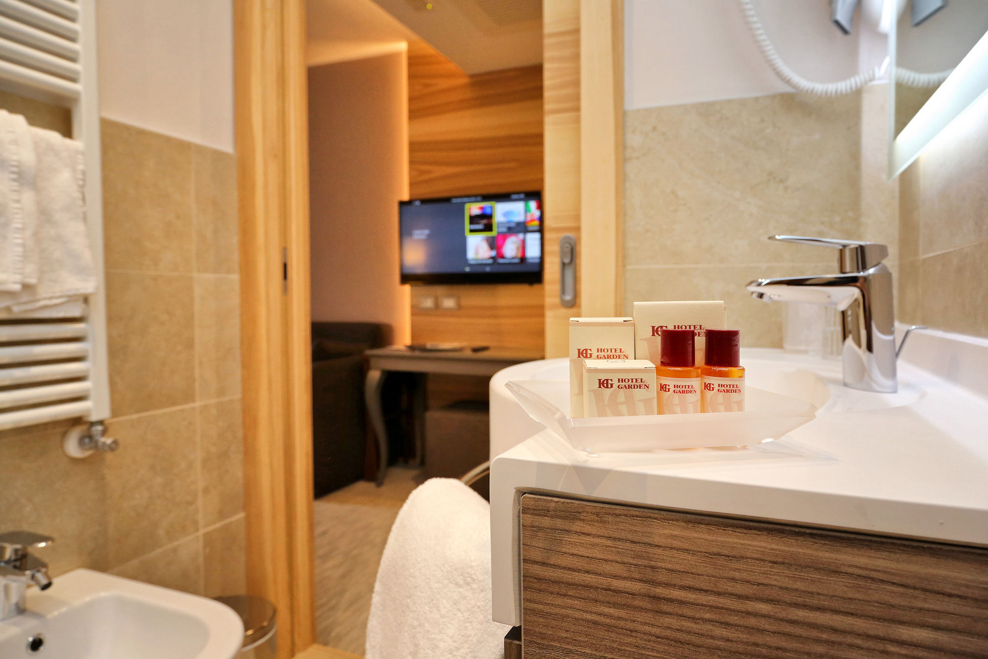 Фото Hotel Garden