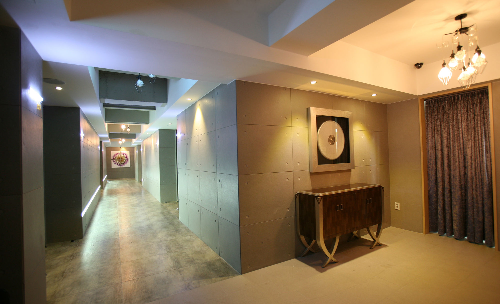 Фото Suwon Reve Hotel