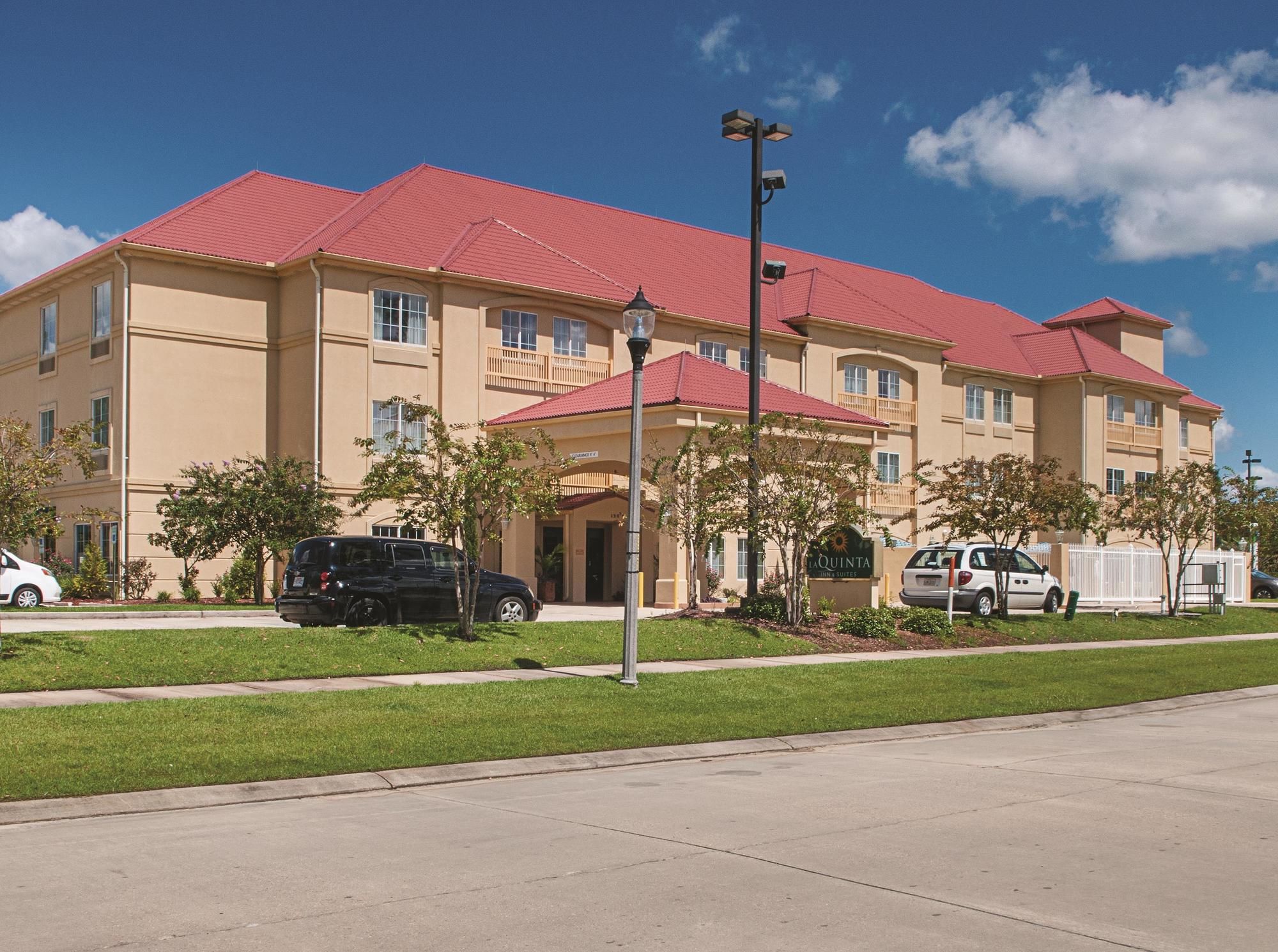 Фото La Quinta Inn & Suites by Wyndham Slidell - North Shore Area