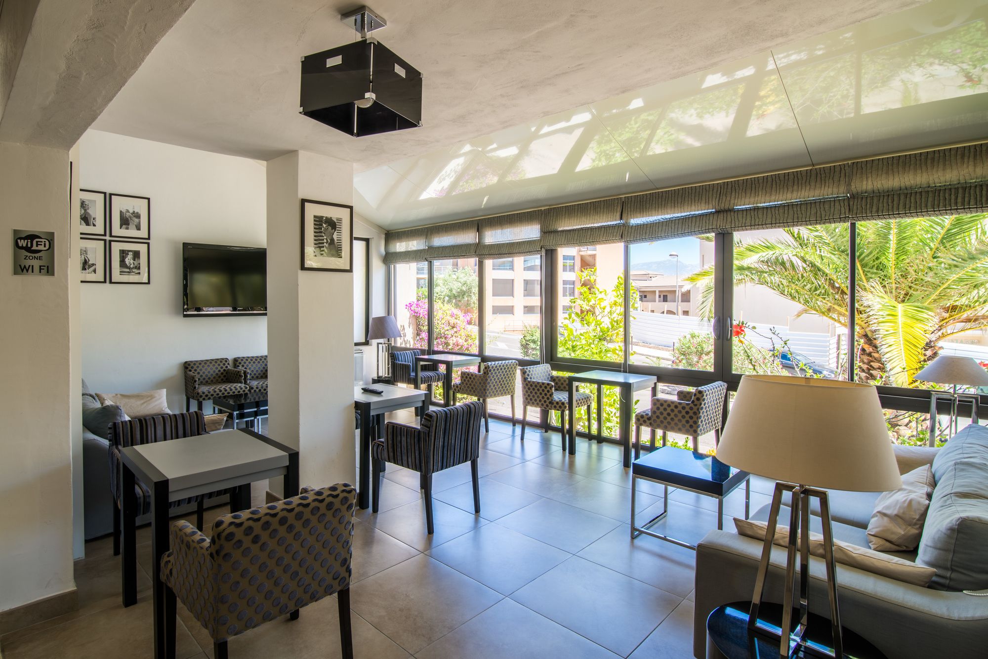 Фото Hotel Mariana