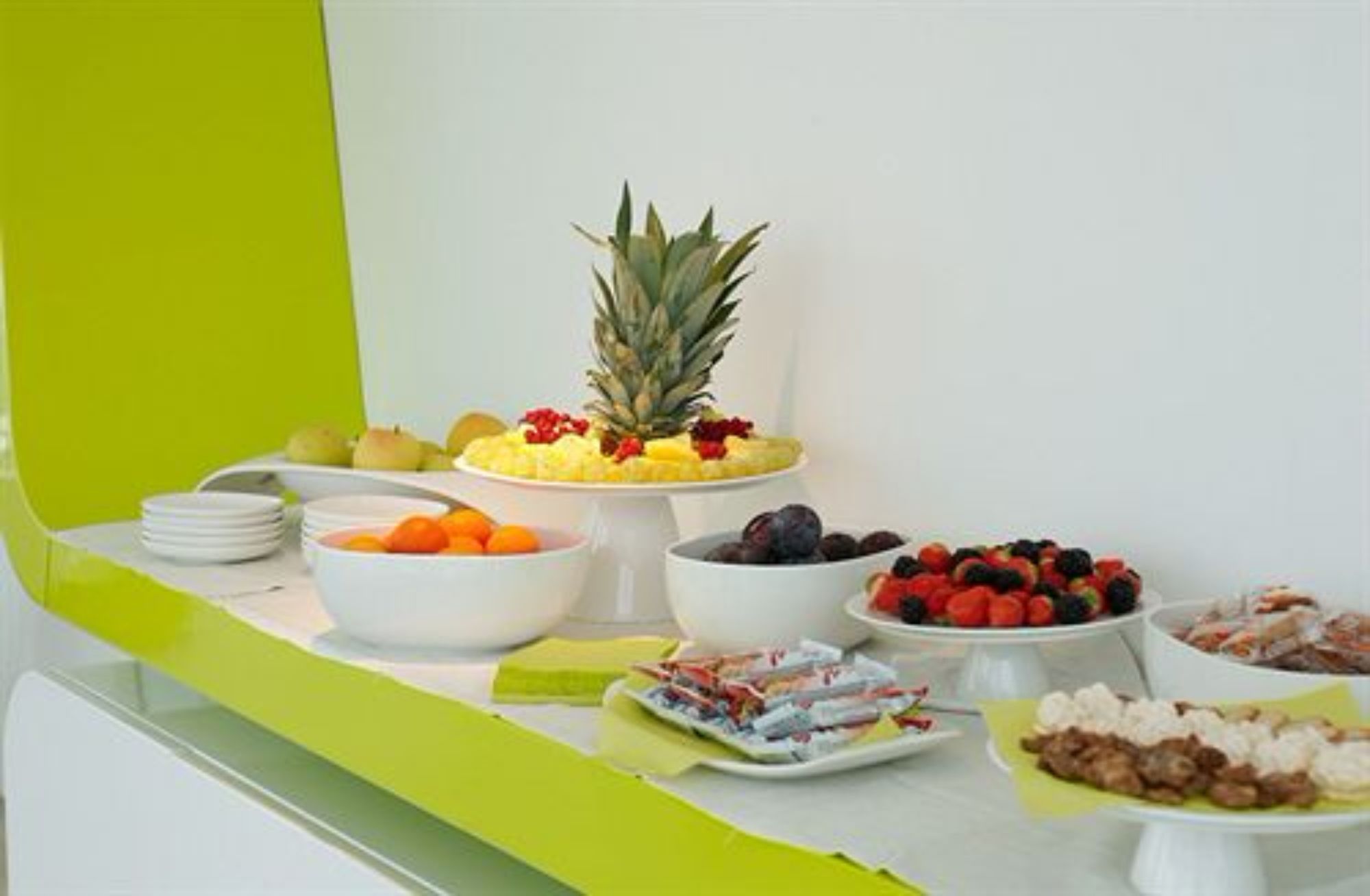 Фото I-Suite Hotel