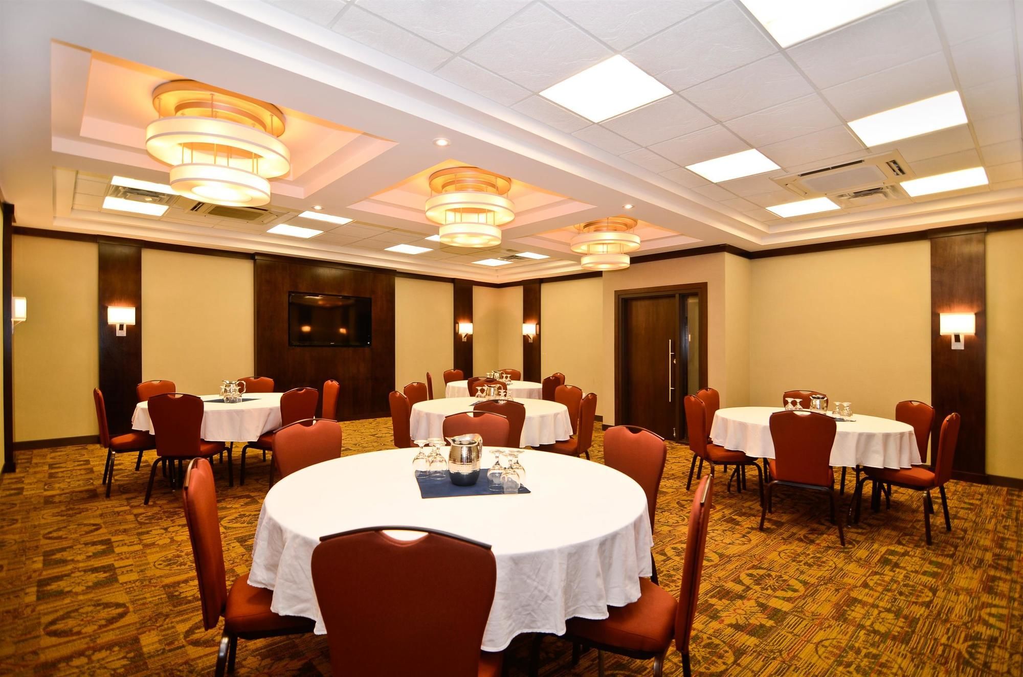 Фото Best Western Wayside Inn