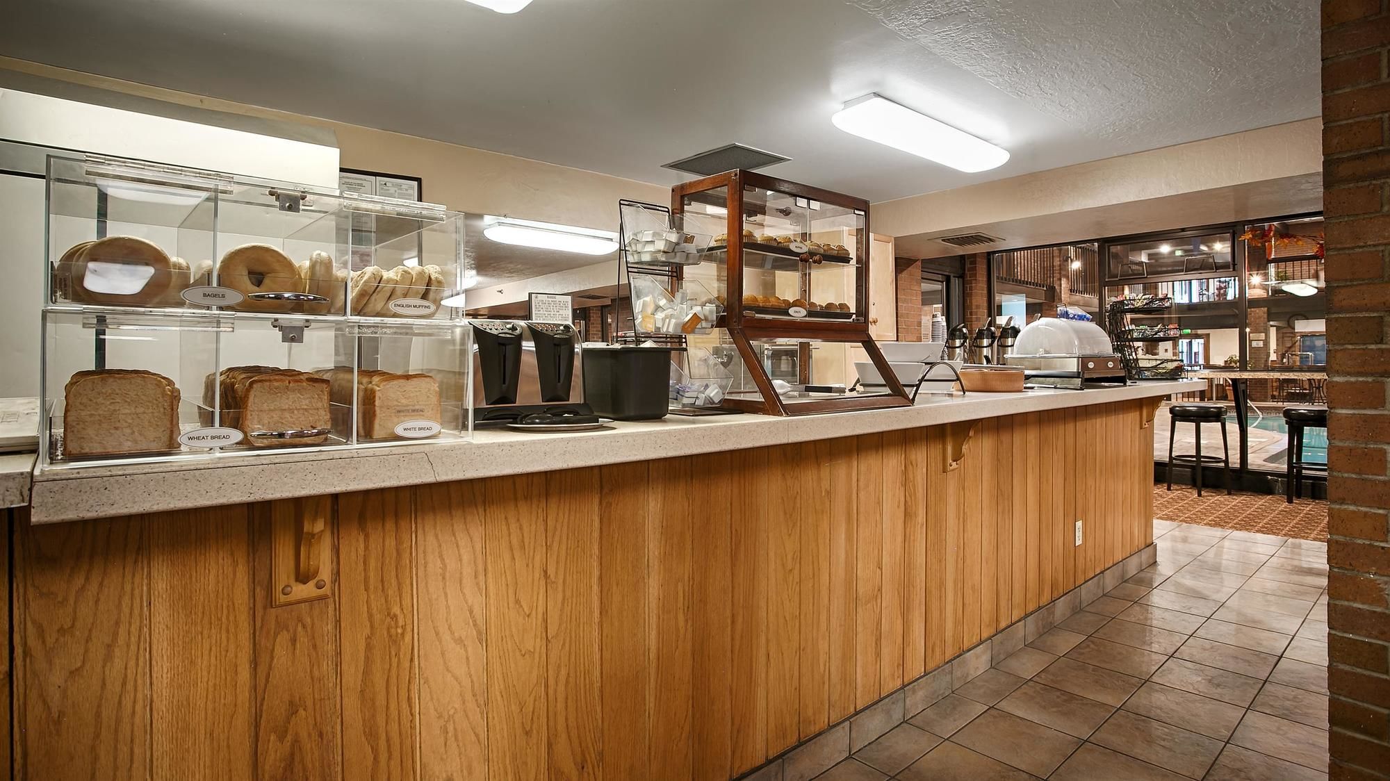 Фото Best Western Plus Rio Grande Inn