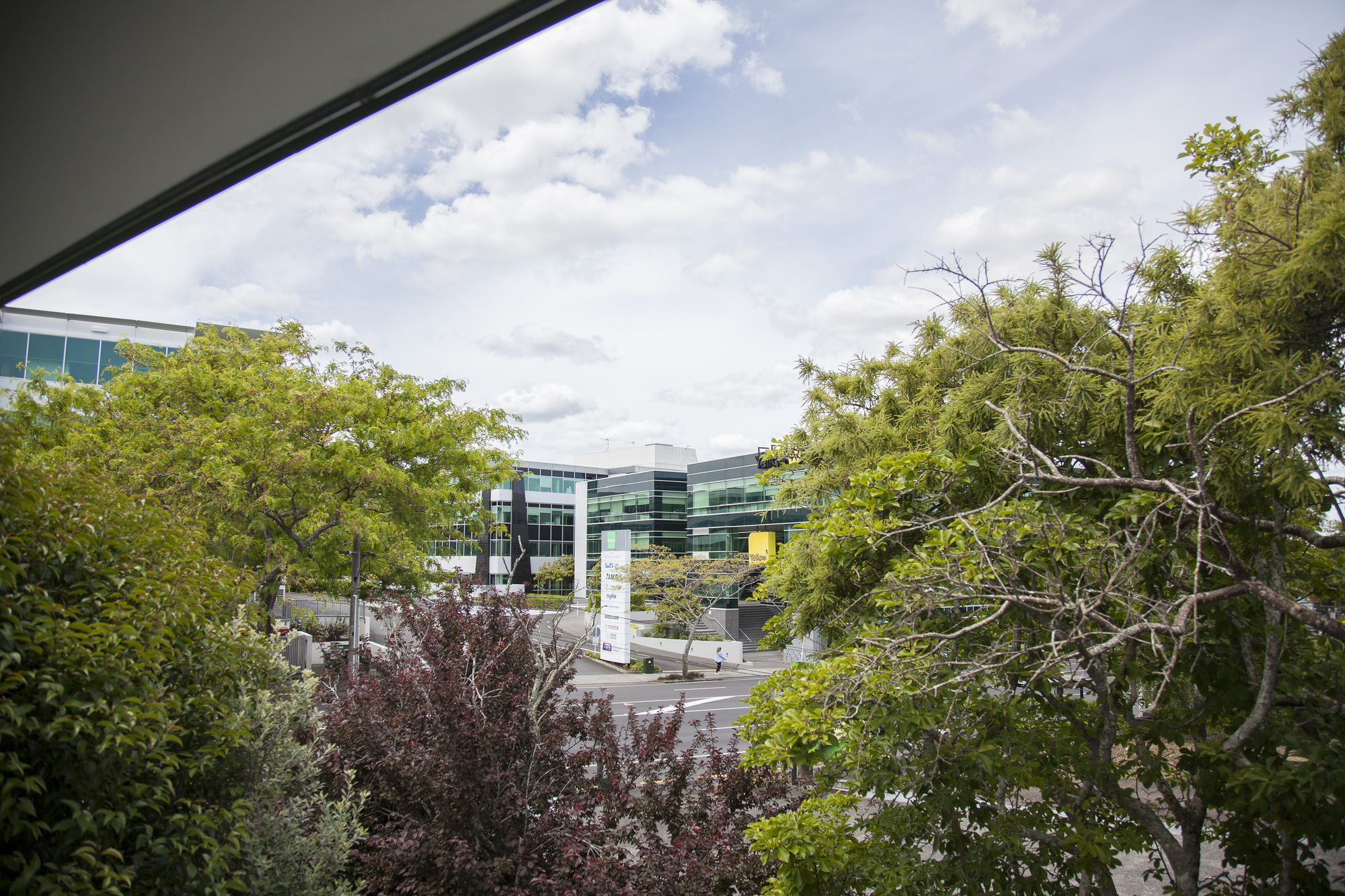 Фото Greenlane Manor Motel