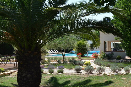 Внешний вид отеля Mas de Capelou в Авиньоне, фото 4