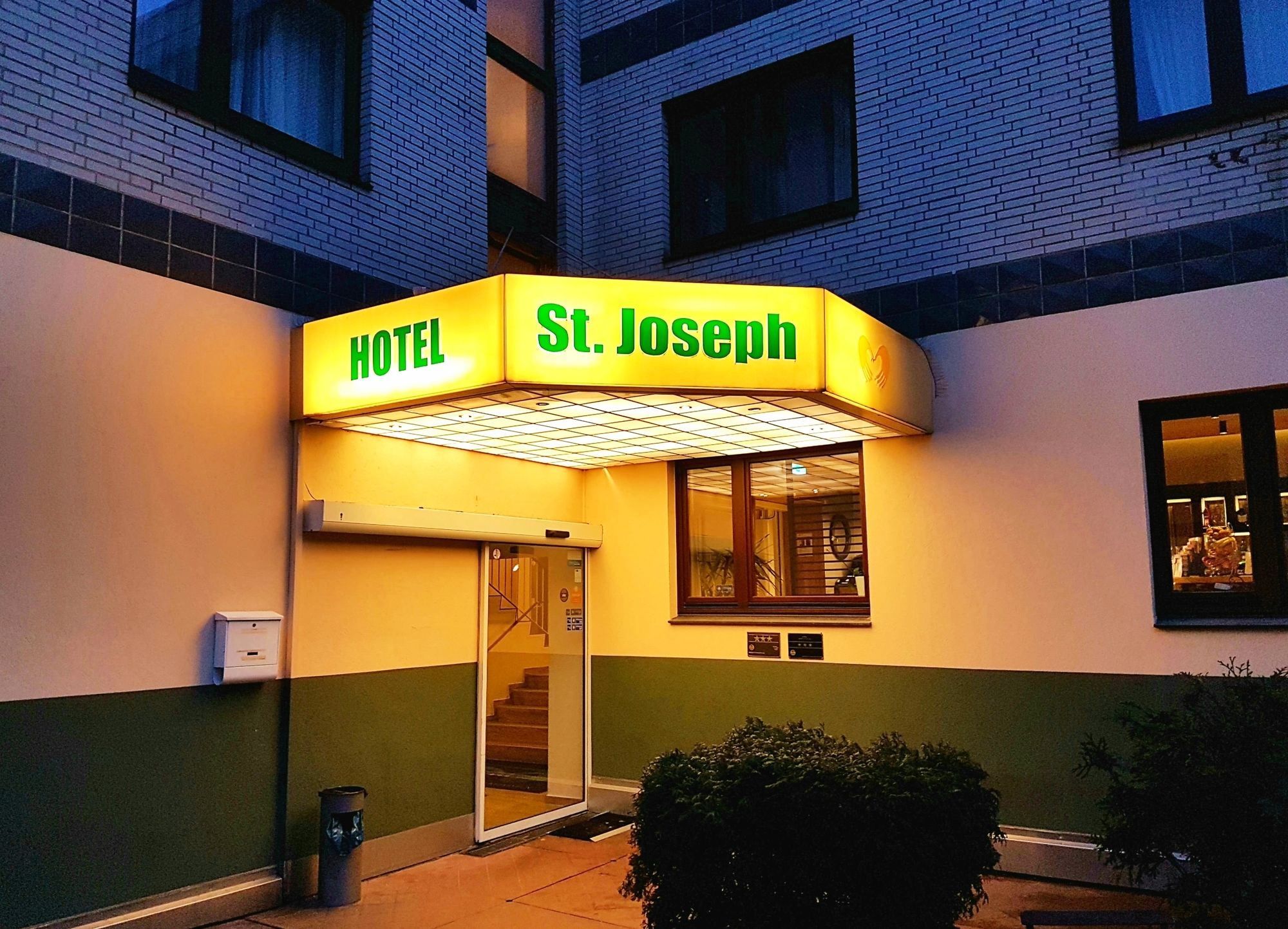 Фото St Joseph Hotel Hamburg Reeperbahn St Pauli Kiez