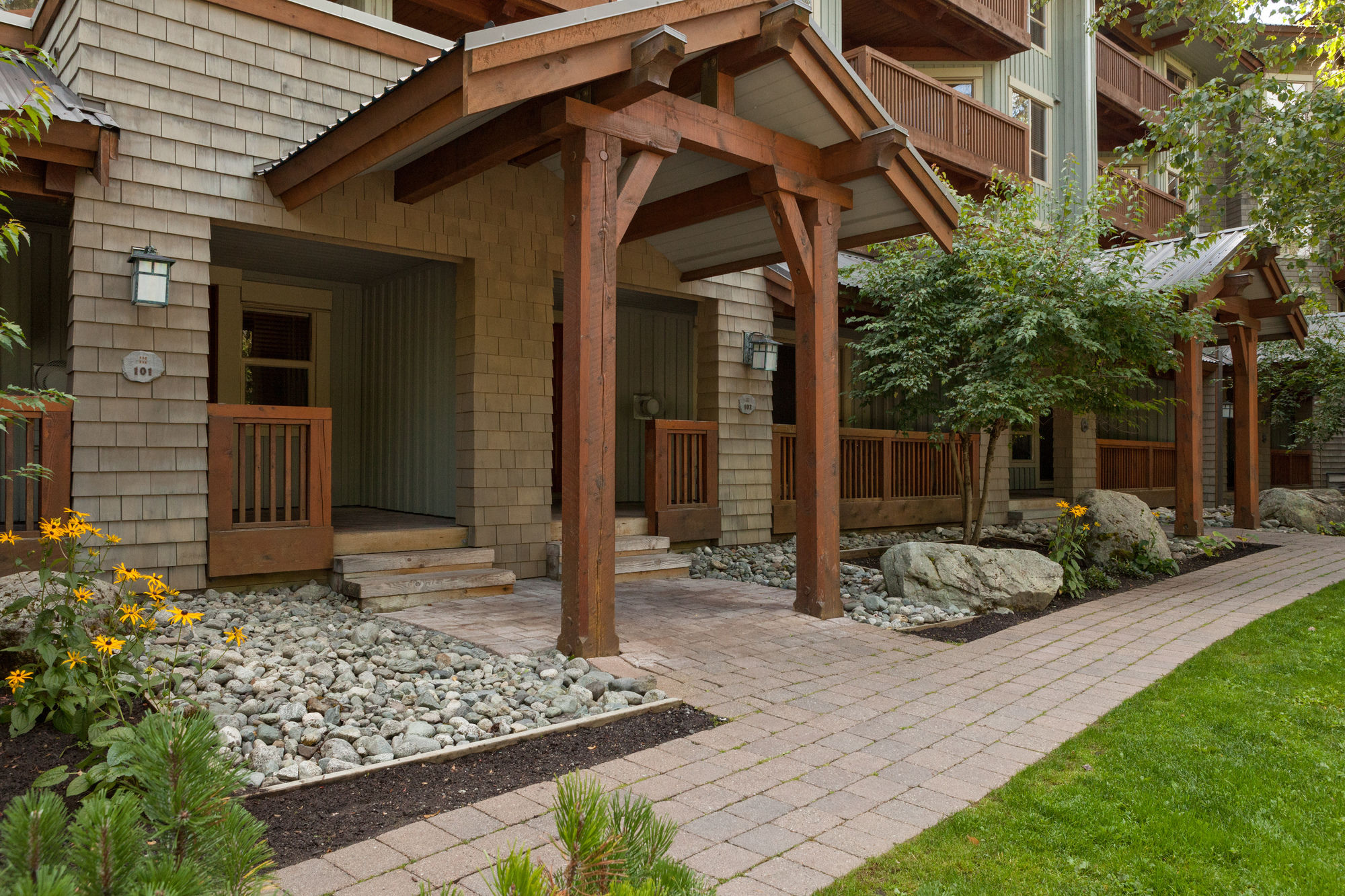 Фото Horstman House by Whistler Premier