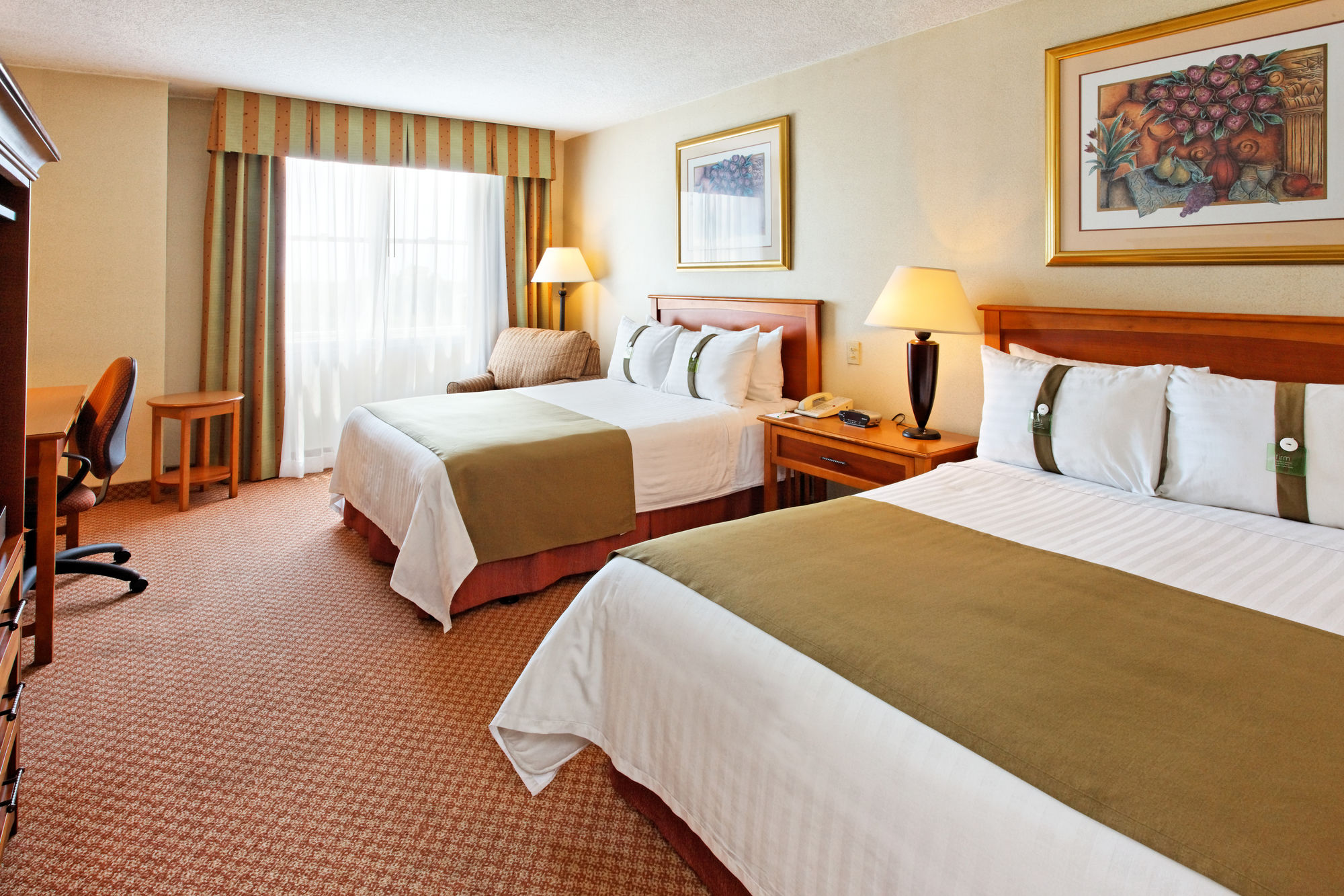 Фото Holiday Inn Matamoros