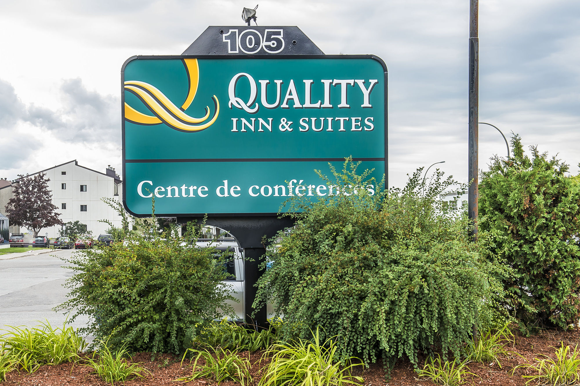 Фото Quality Inn & Suites & Conference Centre