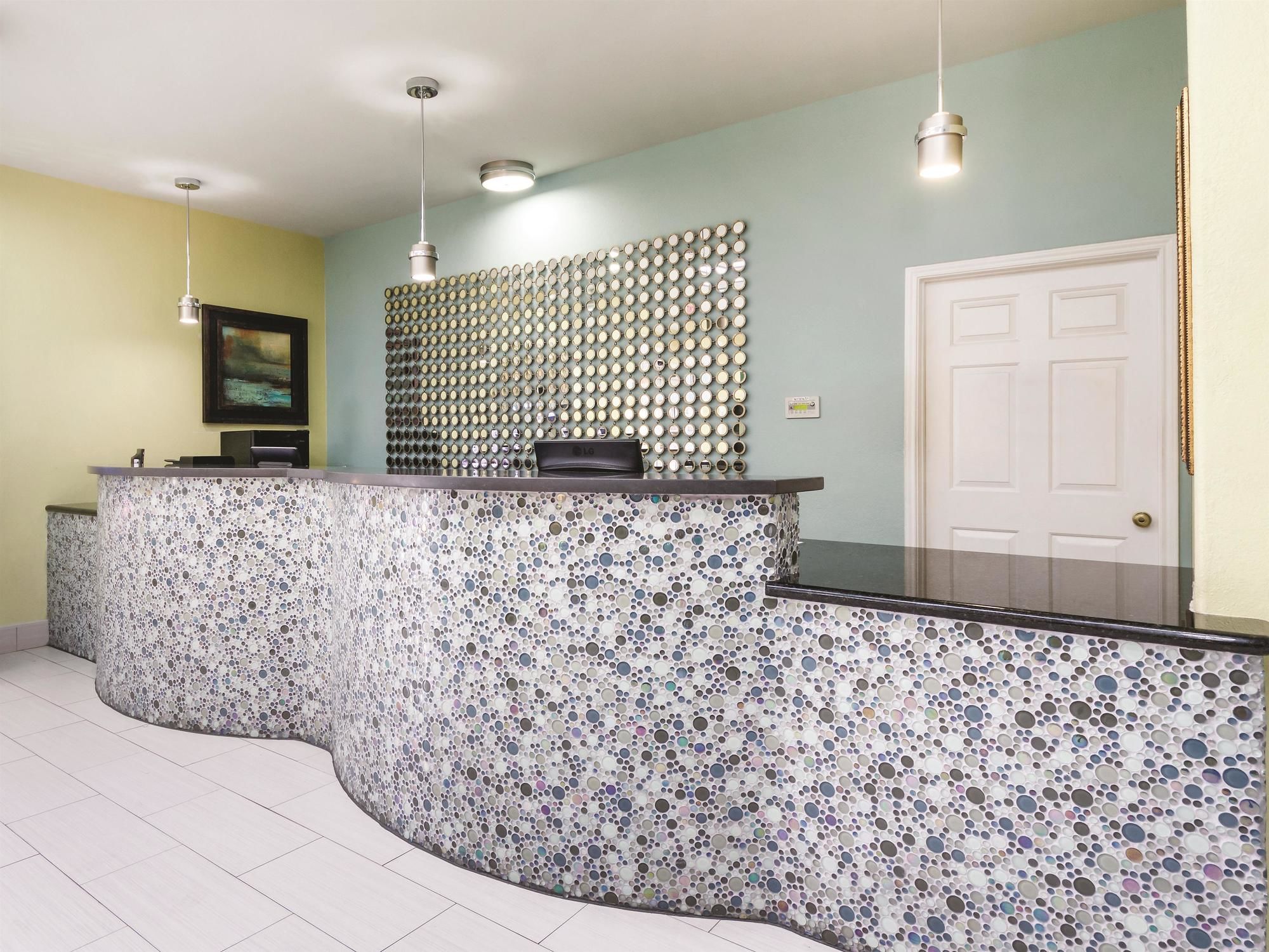 Фото La Quinta Inn & Suites by Wyndham Pharr Rgv Medical Center