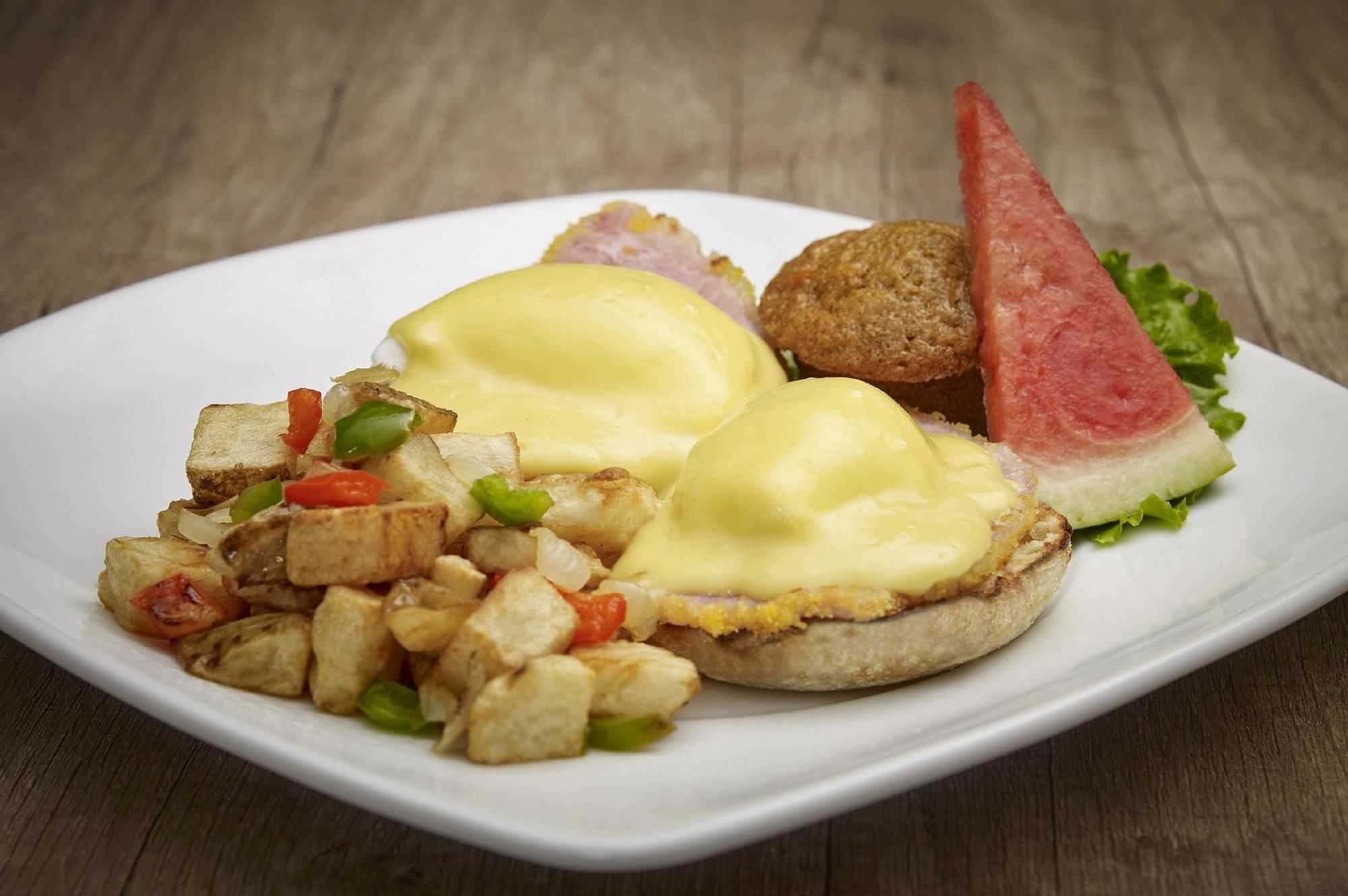 Фото Best Western Plus Guildwood Inn