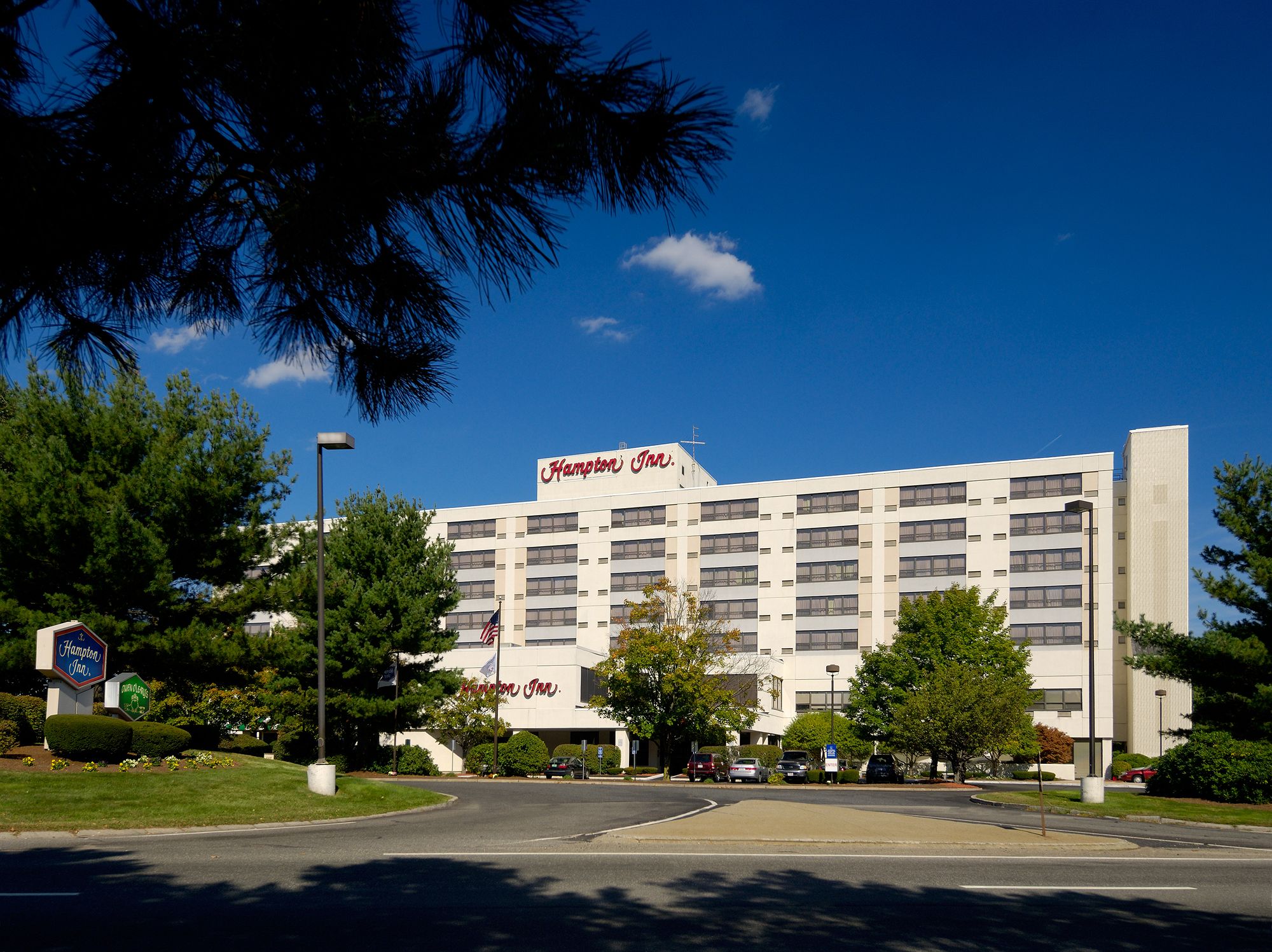 Фото Hampton Inn Boston Natick