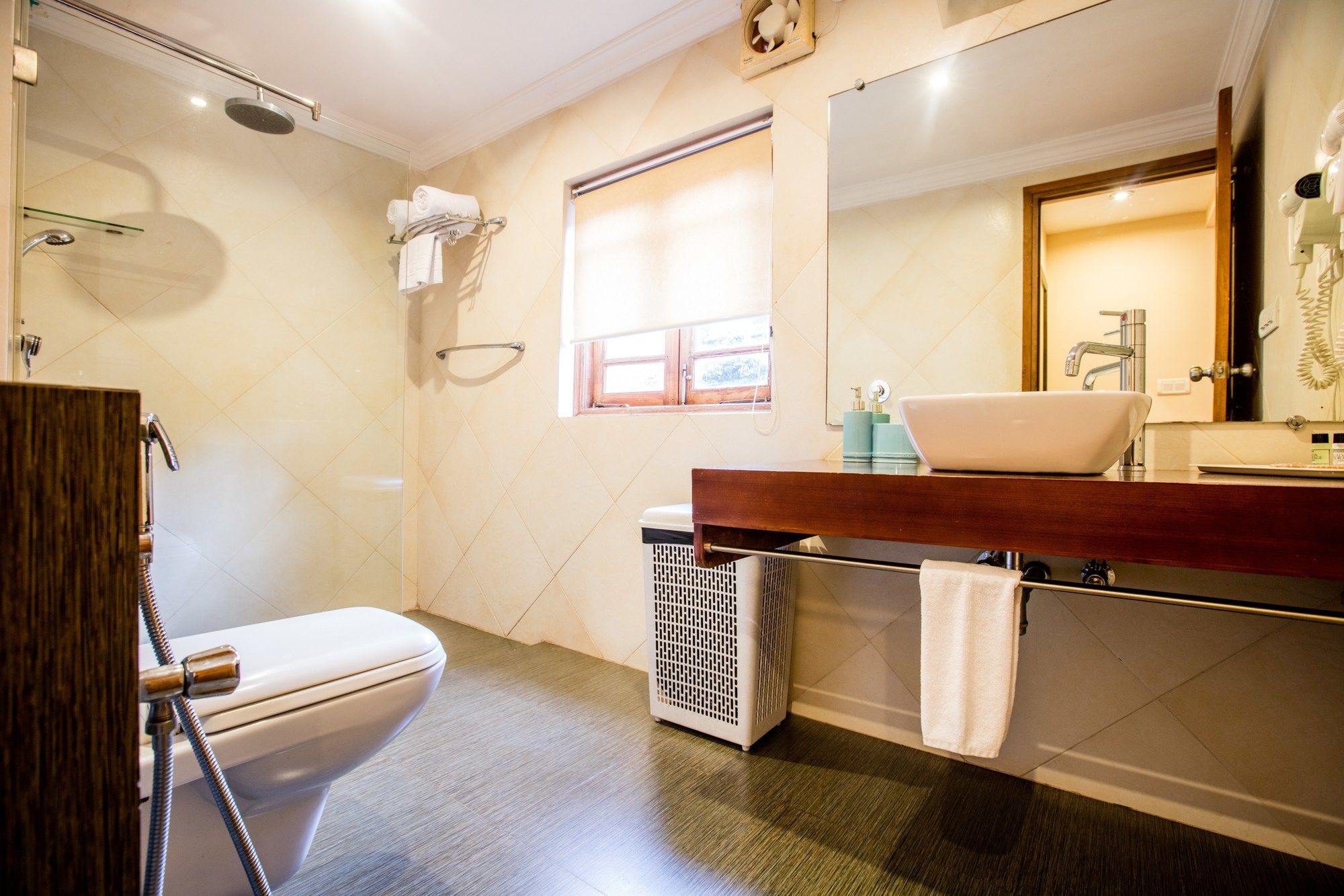 Фото Aguada Anchorage - The Villa Resort