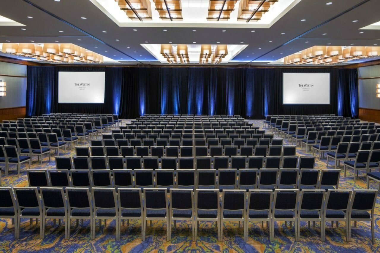 Фото The Westin Jersey City Newport