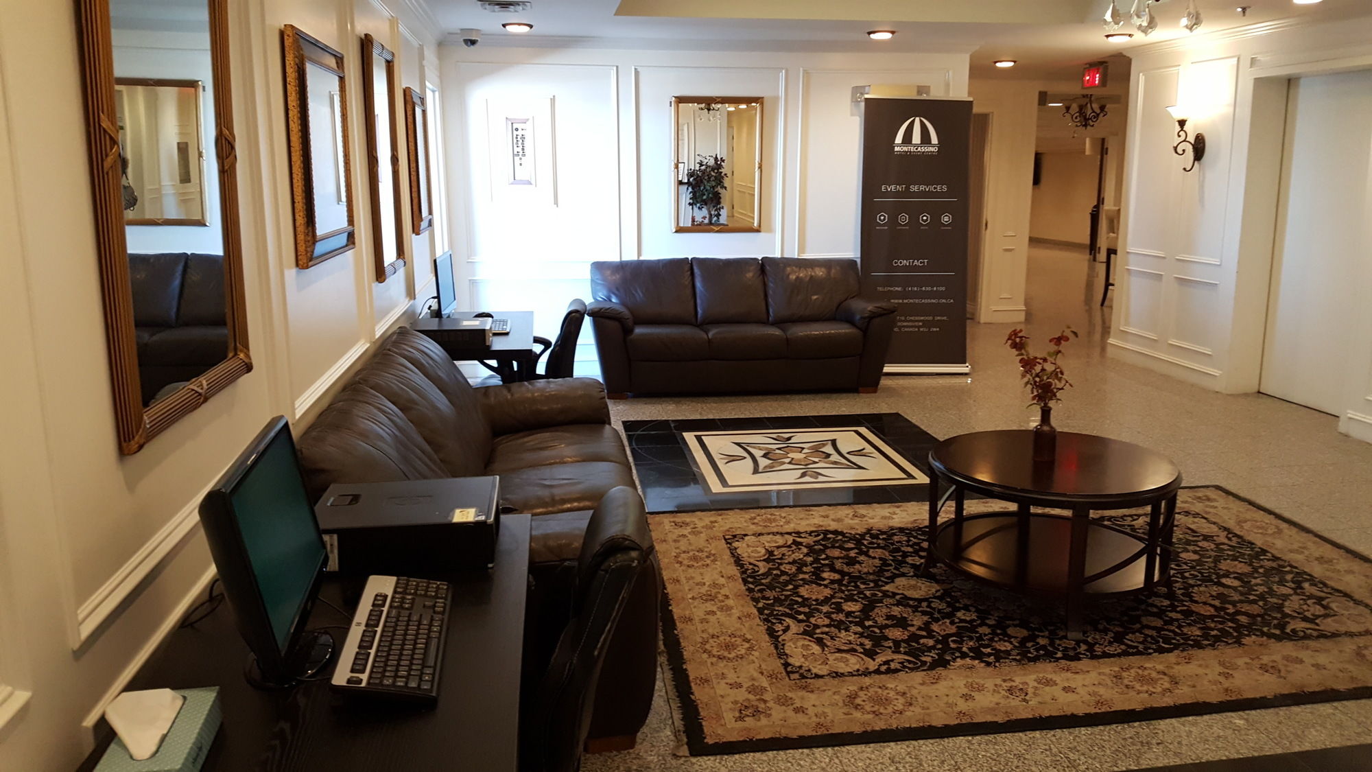 Фото Montecassino Hotel and Event Venue