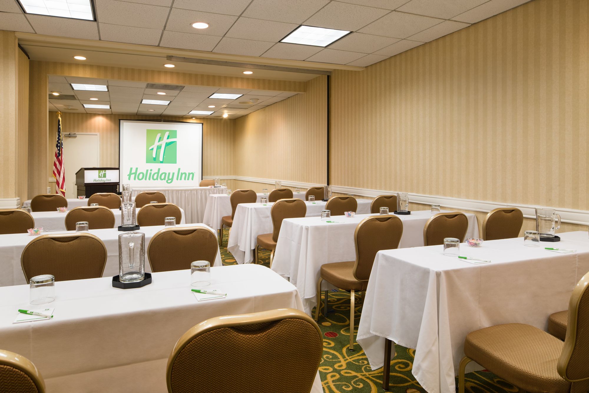 Фото Holiday Inn Washington-College Park, an Ihg Hotel