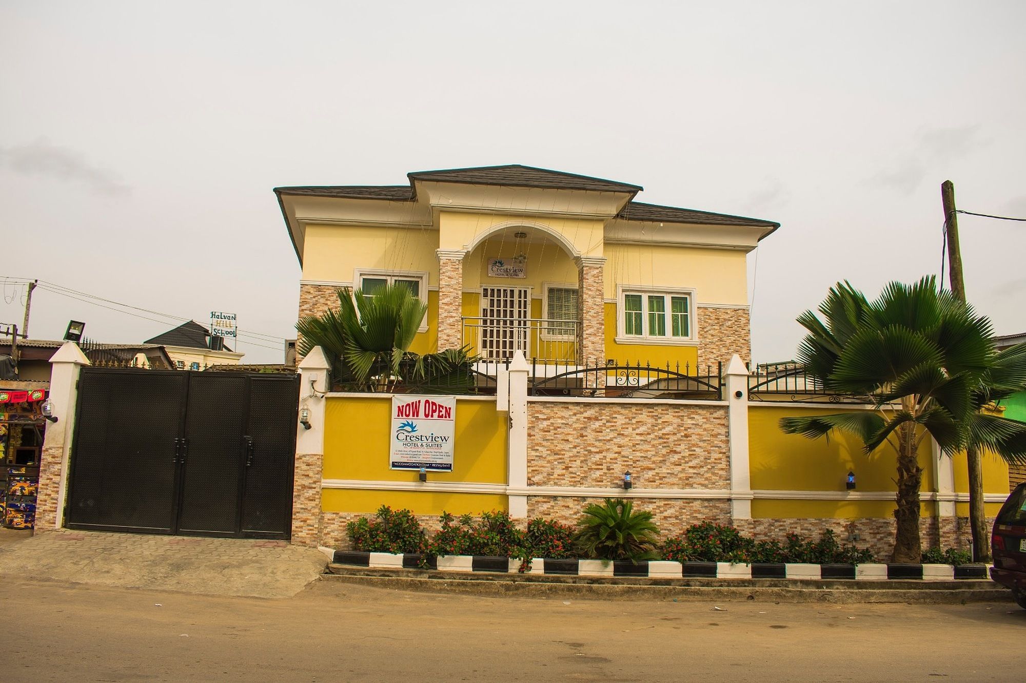 Фото отеля 1