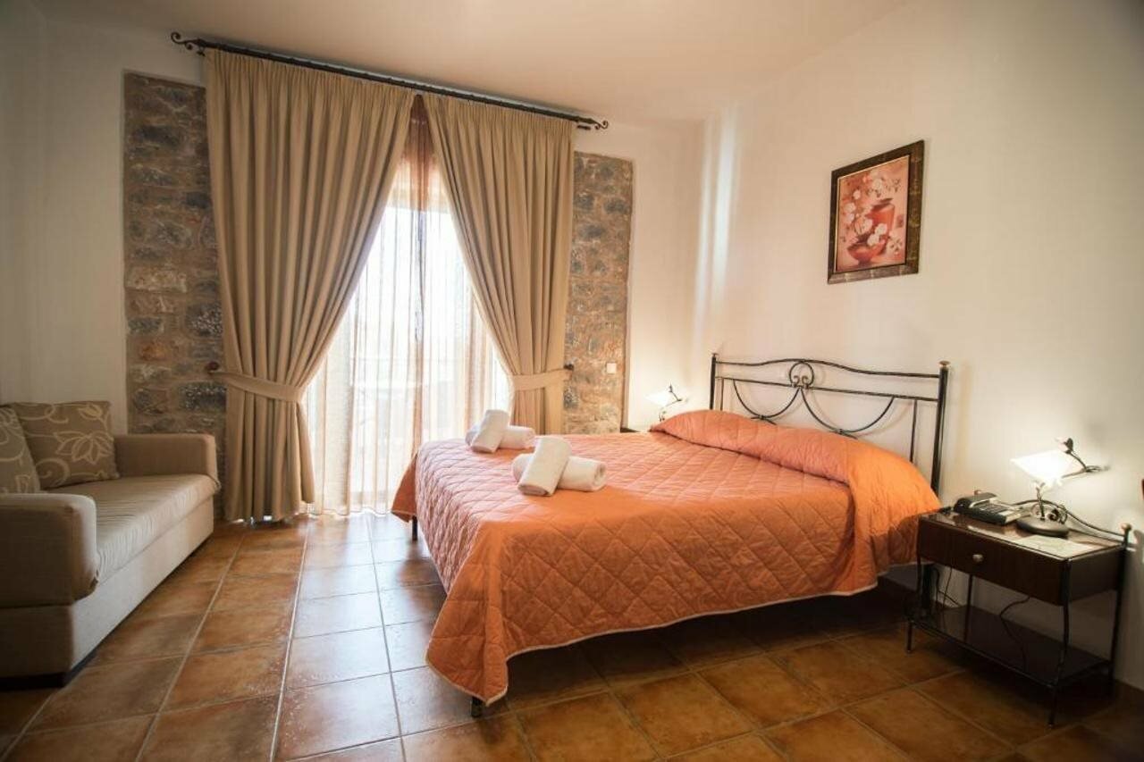 Фото Vathi Hotel