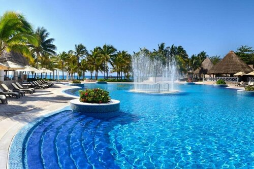 Внешний вид отеля Catalonia Royal Tulum - Adults Only All Inclusive в Плайя-дель-Кармене, фото 1